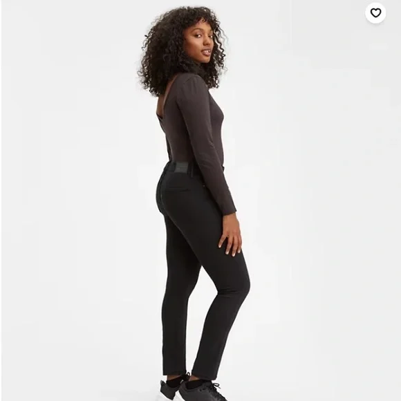 Like New Levi’s 311 Shaping Skinny Jeans - Size 28 - Soft Black - Picture 2 of 4